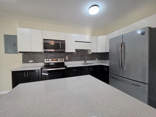 Apartment For Rent in Crieffe Road Kingston 6, Kingston / St. Andrew Jamaica | [2]