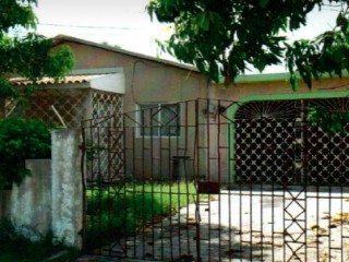 House For Sale in VINEYARD Phase 2, St. Catherine Jamaica | [4]