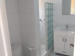Flat For Rent in Tankerville, Kingston / St. Andrew Jamaica | [8]