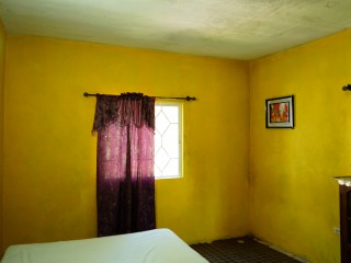 3 bed House For Sale in Santa Cruz, St. Elizabeth, Jamaica