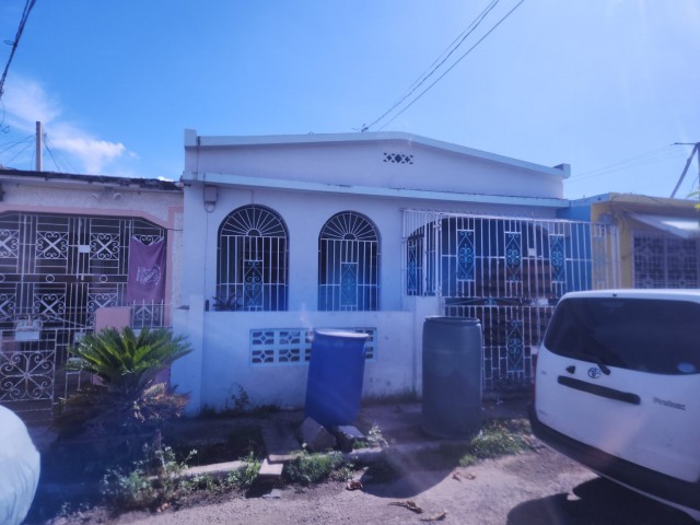 3 bed House For Sale - PORTMORE, St. Catherine, Jamaica