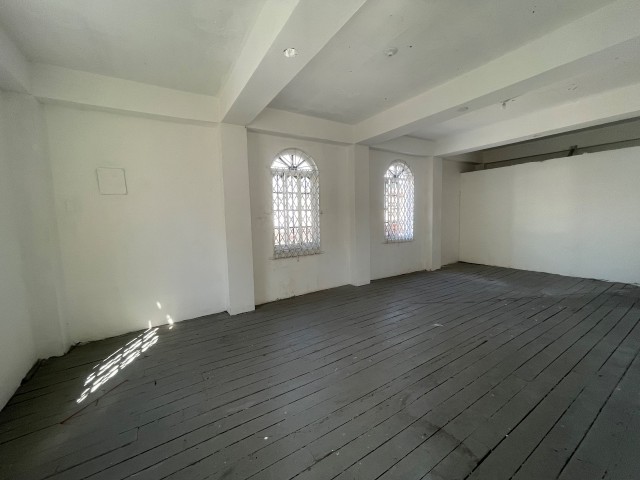 Commercial building For Sale - Kingston, Kingston / St. Andrew, Jamaica