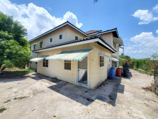House For Sale in Chateau, Clarendon Jamaica | [1]