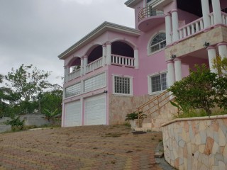 House For Sale in INGLESIDE, Manchester Jamaica | [2]