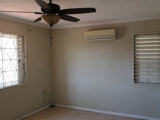 Townhouse For Rent in Kingston 6, Kingston / St. Andrew Jamaica | [3]