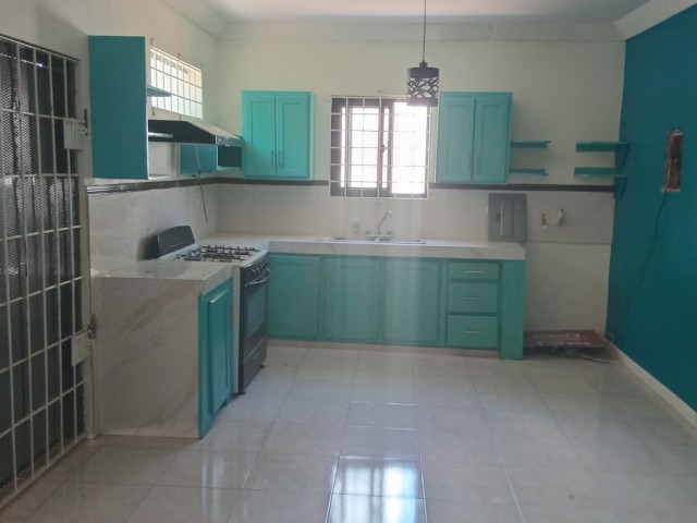 Flat For Rent in Vineyard Town, Kingston / St. Andrew Jamaica | [4]