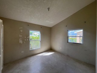 House For Sale in May Pen, Clarendon Jamaica | [9]