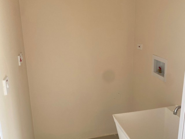 Townhouse For Rent in Portmore, St. Catherine Jamaica | [8]